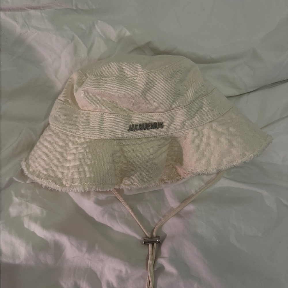 Jacquemus Beige Bucket Hat